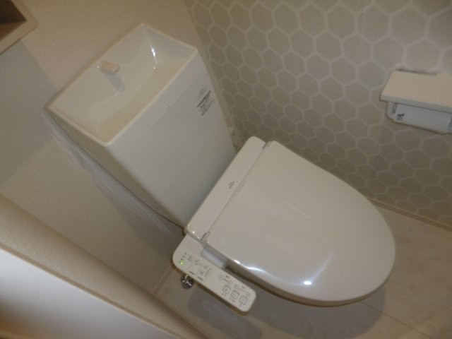 トイレ　ウォシュレット
