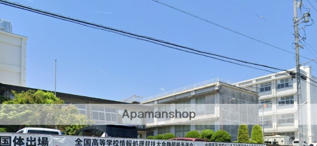 高校・高専　静岡県立磐田西高校（高校・高専）まで818m