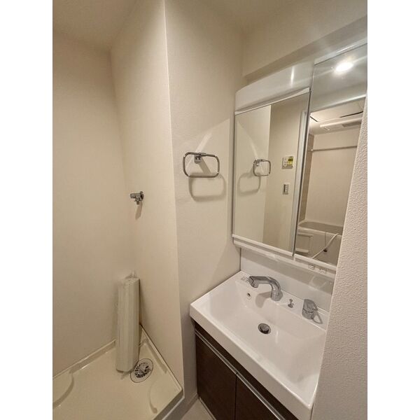 洗面設備　別室の参考写真です。※現況優先