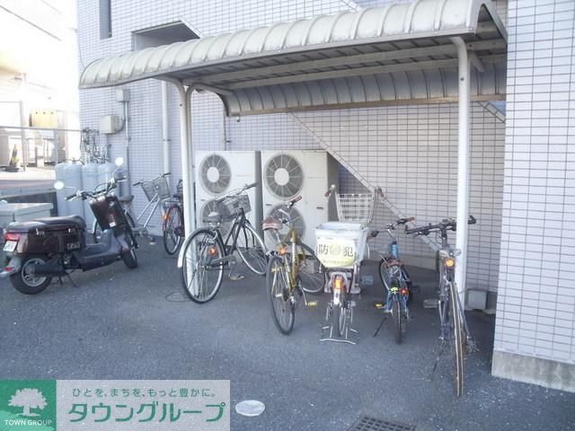 その他共有部分　屋根付駐輪場