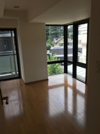 居室・リビング　同タイプのお写真です