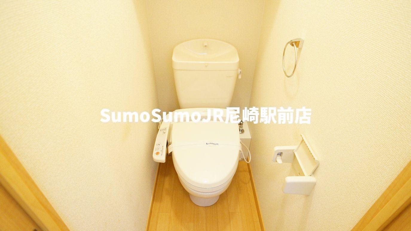 トイレ　コンパクトで使いやすいトイレです