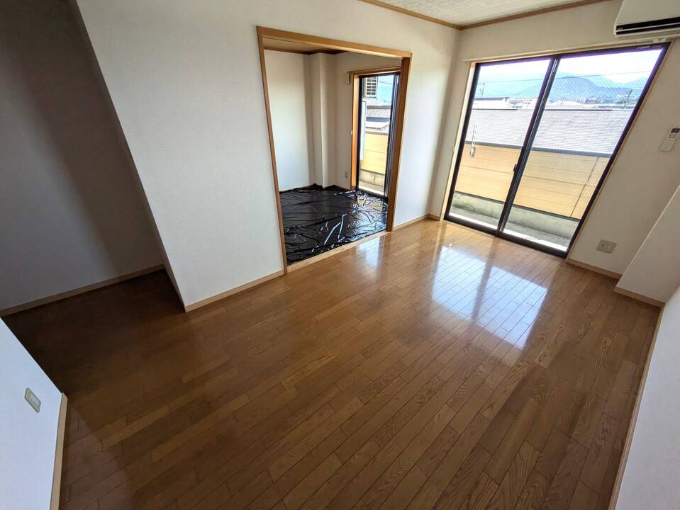 居室・リビング　リビング