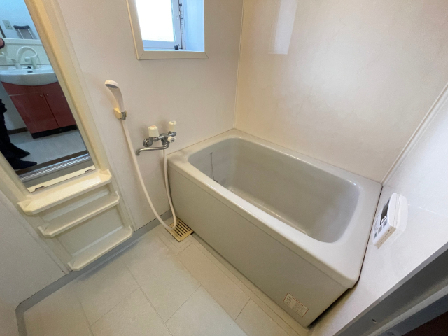 バス・シャワールーム　バス