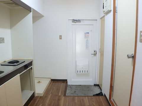 玄関　※写真は別室のものです