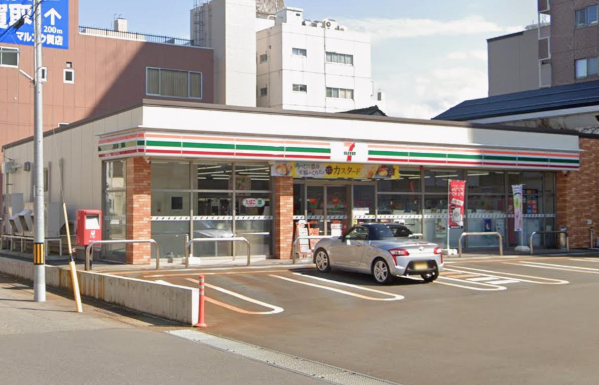 コンビニ　セブンイレブン 会津大町1丁目店（コンビニ）まで89m
