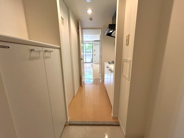 玄関　参考写真。