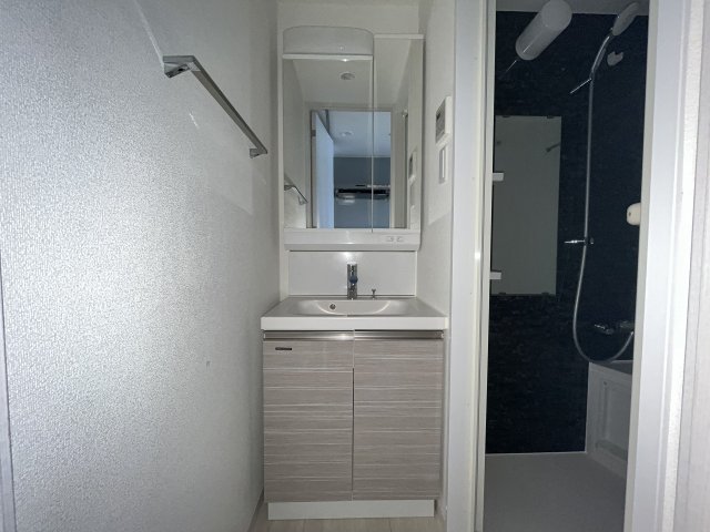 洗面設備　忙しい朝には欠かせない洗面所です