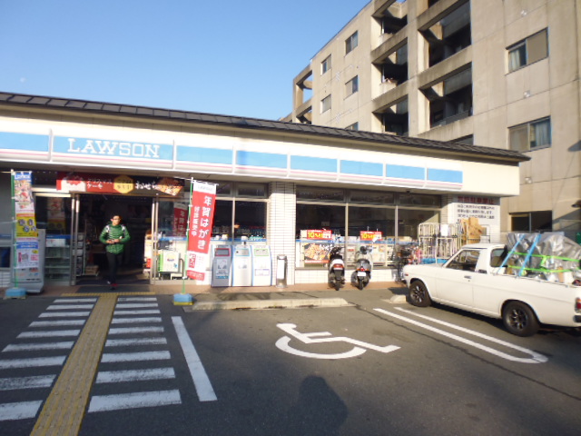 コンビニ　ローソン 山科音羽前田町店（コンビニ）まで410m