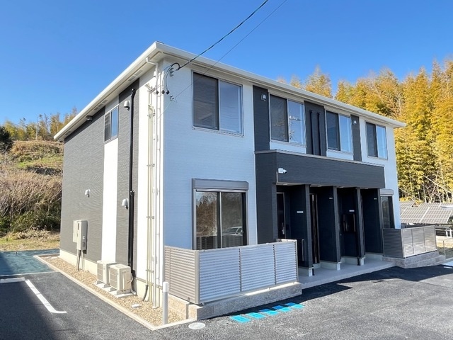 建物外観　建築中