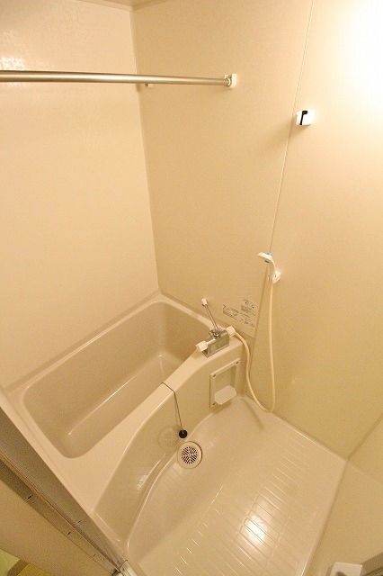 バス・シャワールーム　★きれいな浴室★