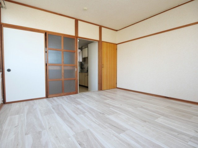 居室・リビング　※別部屋の参考写真です。