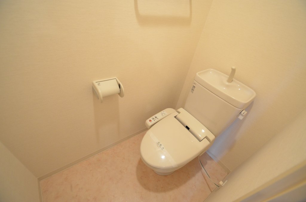 トイレ　シャワー付トイレ
