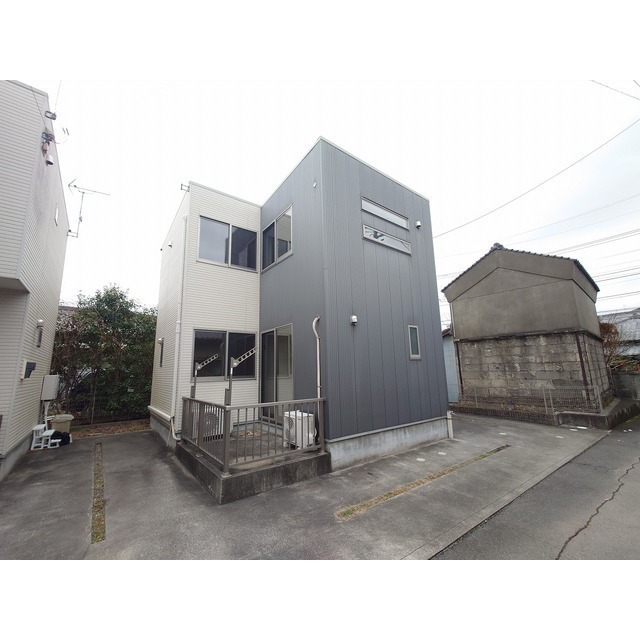 建物外観　Ａ棟