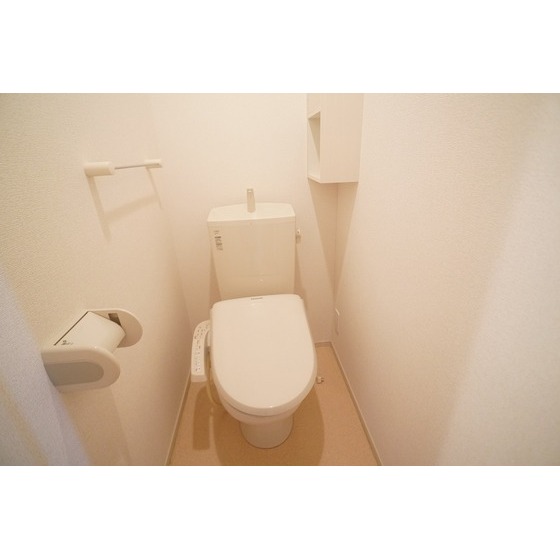 トイレ　※同タイプの部屋