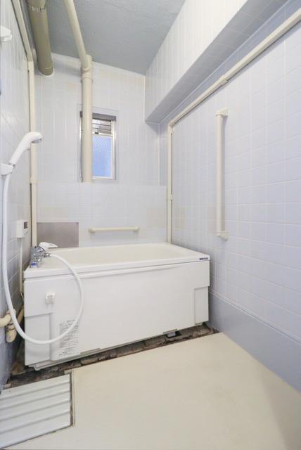 バス・シャワールーム　浴室