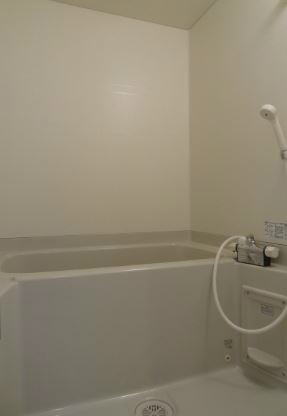 バス・シャワールーム　バスルームです※別号室の参考写真になります。