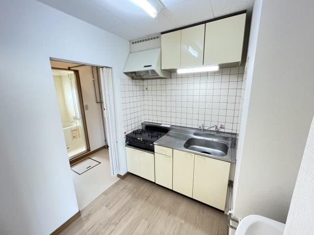 キッチン　キッチン