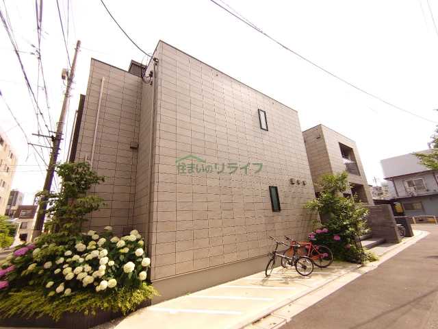 建物外観　リライフ下北沢店