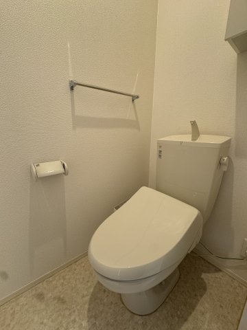 トイレ　別号室参考写真