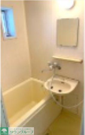 バス・シャワールーム　※同建物別室施工例　現況優先