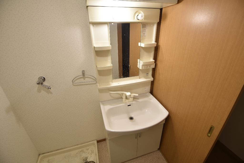 洗面設備　洗髪洗面化粧台