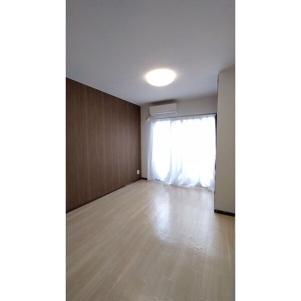 居室・リビング　別室の参考写真です。※現況優先