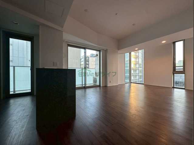 居室・リビング　プレミスト麹町