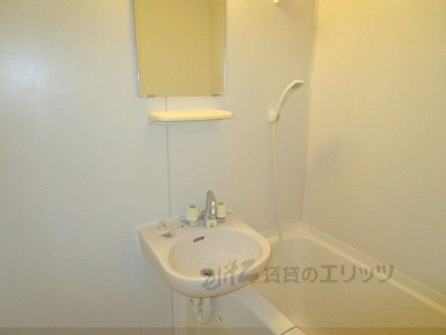 バス・シャワールーム　風呂