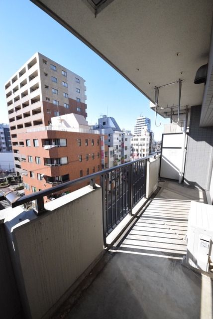 バルコニー　※同建物　別室設備施工例　現況優先