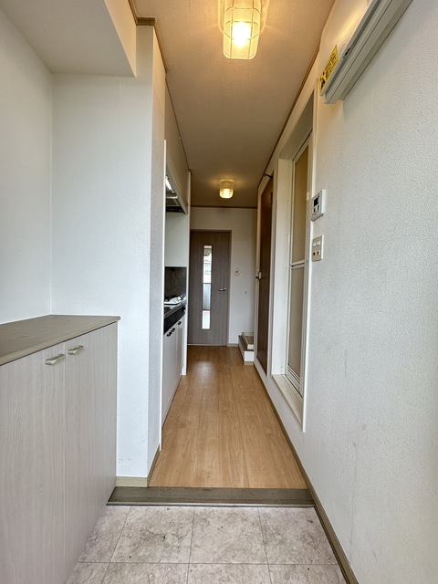 玄関　別部屋参考写真です