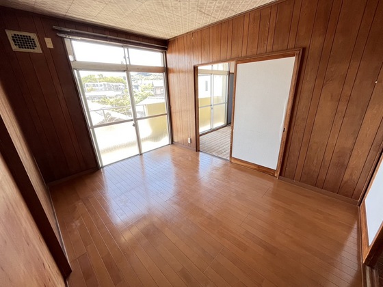 居室・リビング　※別部屋の写真です