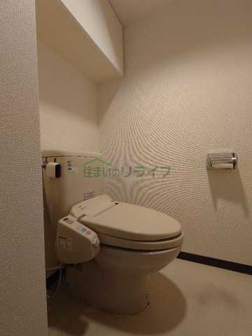 トイレ　アクティヴュー新宿 1104