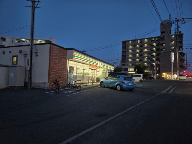 コンビニ　セブンイレブン福岡原田２丁目店（コンビニ）まで341m