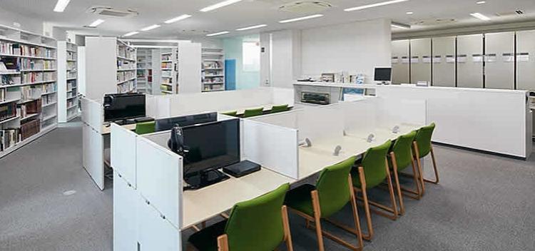 図書館　東京交通短期大学図書館（図書館）まで306m