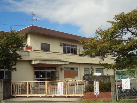 幼稚園・保育園　富雄保育園（幼稚園・保育園）まで1972m