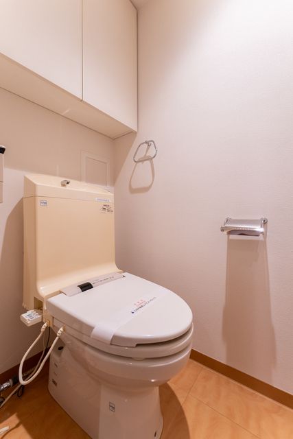 トイレ　※別部屋の参考写真です。