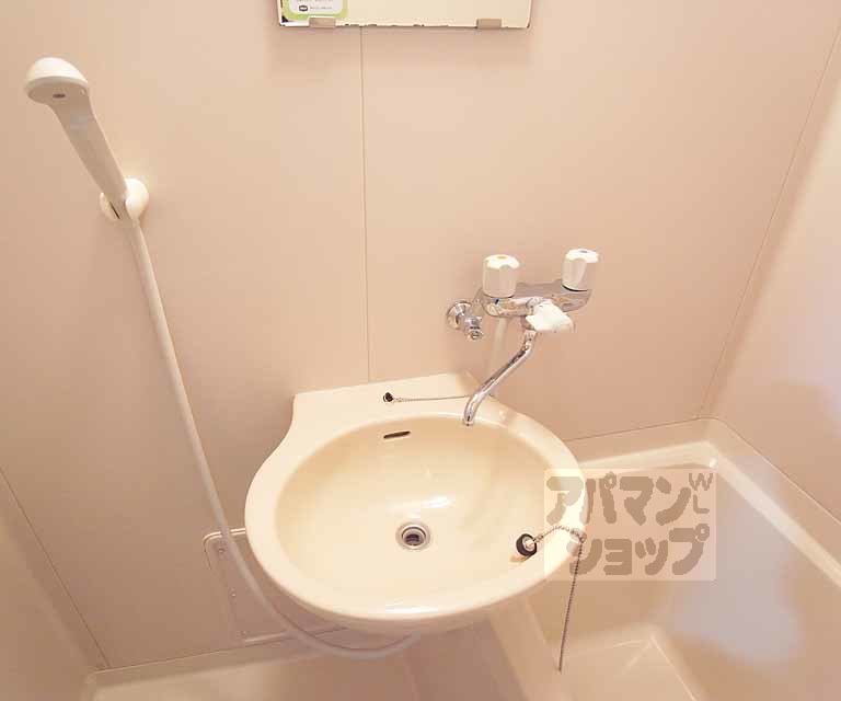 洗面設備　洗面台です。