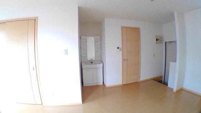 洗面設備　広い洗面スペース