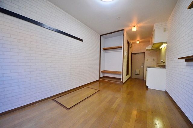 居室・リビング　★クリーニング前★