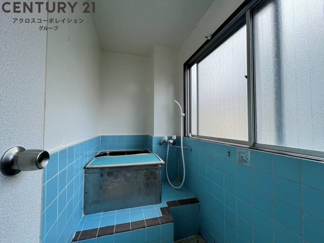 バス・シャワールーム　バストイレ別