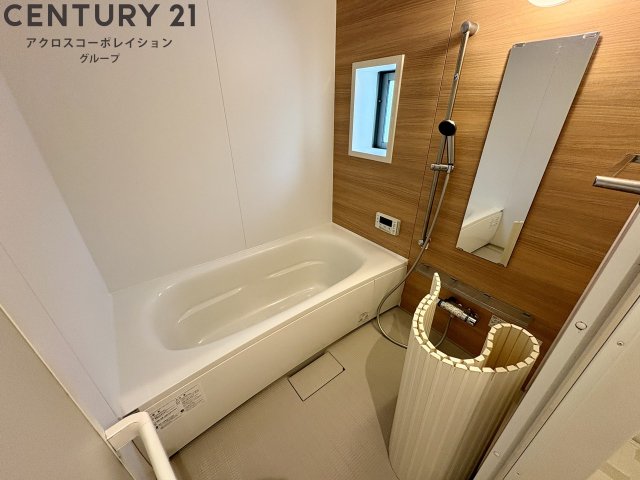 バス・シャワールーム　自動お湯張り機能付き☆