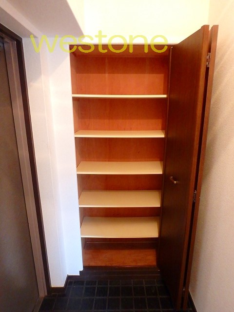 玄関　玄関のシューズボックス