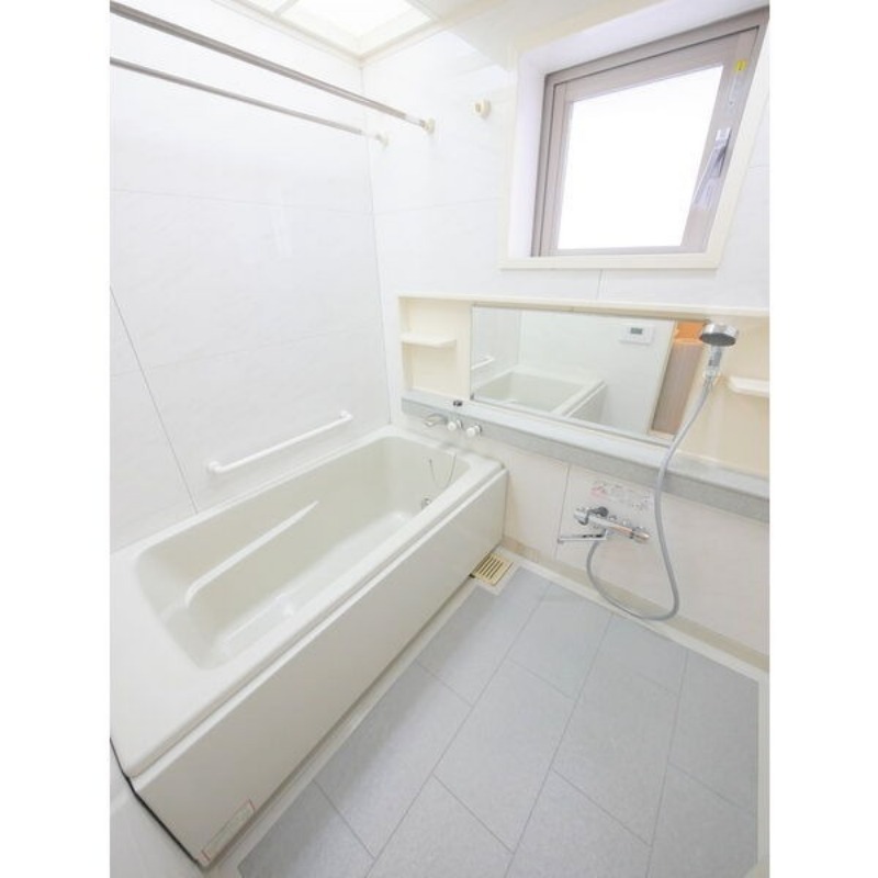 バス・シャワールーム　バススペースでございます！