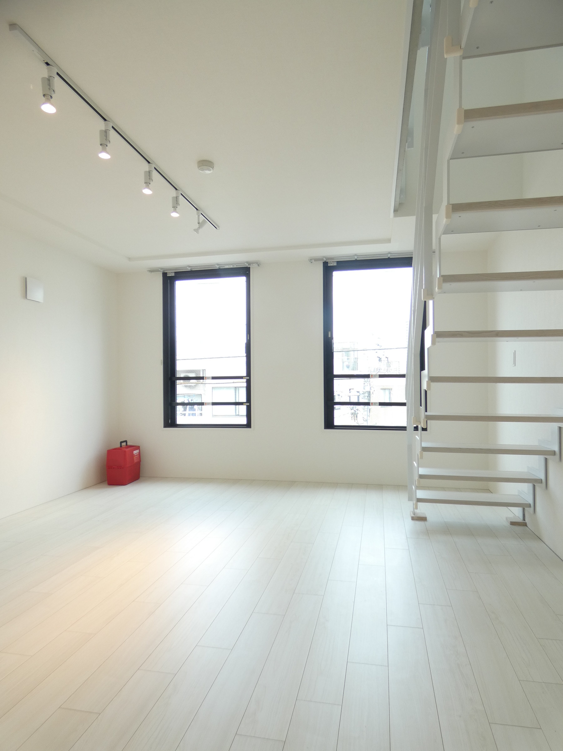 居室・リビング　内観1