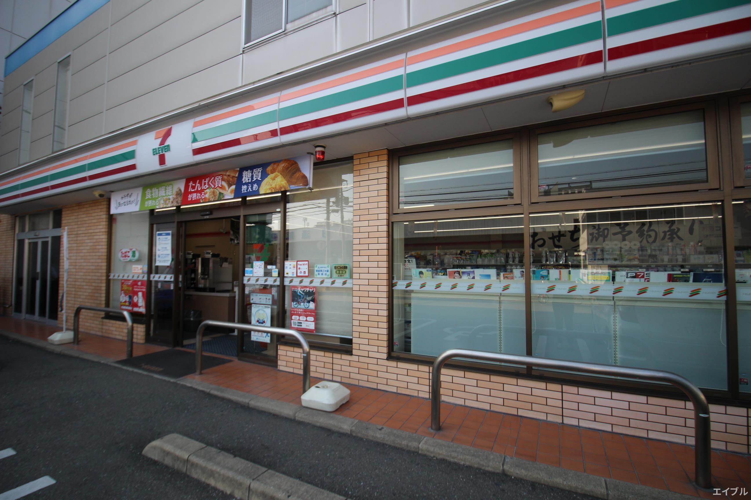 コンビニ　セブンイレブン博多東比恵3丁目店（コンビニ）まで285m