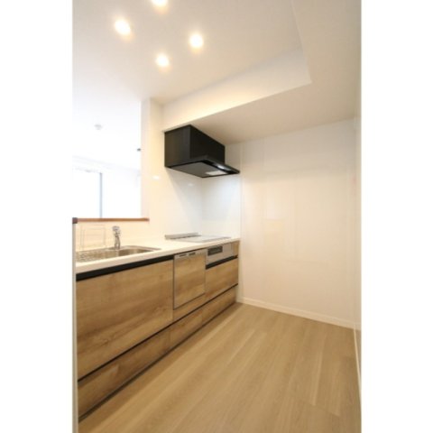 キッチン　※別部屋参考写真