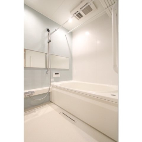 バス・シャワールーム　※別部屋参考写真