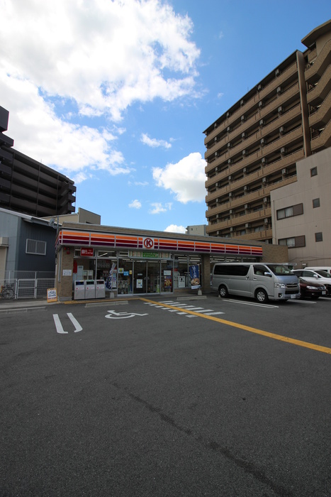 ドラックストア　コンビニ（ドラッグストア）まで100m