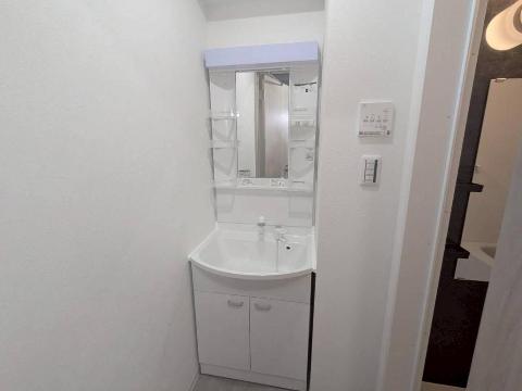 洗面設備　洗髪洗面化粧台